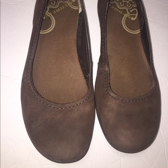 merrell flat shoes